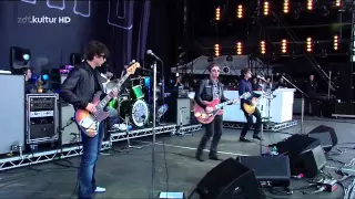 Noel Gallagher`s HFB - Everybody's On The Run @ Isle of Wight 2012