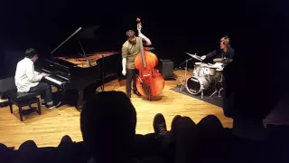 Christoper Beernink Trio - Gal (Shai Maestro)