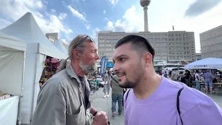 Afrikanische Party in Berlin! 😎🔥 Alexanderplatz ESKALIERT!