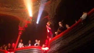 Barbara Carlotti "Bête farouche" Cigale 18/10/11.mp4