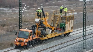 Tren de tendido Siemens. LAV Palencia - León. Adif 13/02/2015