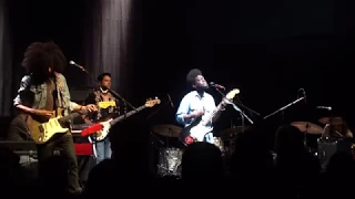 MAH08274 Michael Kiwanuka- Cold Little Heart live @ 930 6/4/17