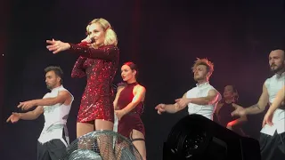 Полина Гагарина «Драмы больше нет» Новосибирск. Polina Gagarina.[Fancam]