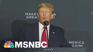 Trump mocks 'progressive' Lindsey Graham during fundraiser speech