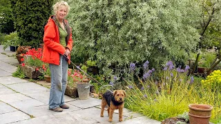 Life in a Cottage Garden with Carol Klein 2022🍀Series 1 - Spring