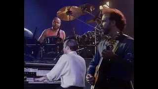 PHIL COLLINS - Another Day in Paradise (live in Tokyo 1990)