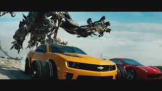 Transformers: El lado Oscuro de la Luna (2011) - Persecución en la Autopista - Español Latino