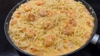 Practical shrimp pasta in butter