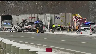 50-vehicle crash on I-80 in Austintown sends people to hospital with serious injuries