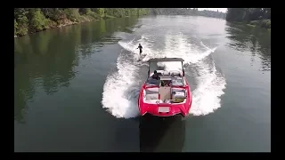 How to Pick up a Wakesurfer the Right Way