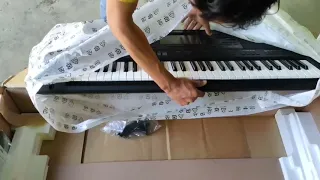 ||Yamaha Keyboard PSR SX700 Unboxing||