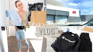 VLOG - First Time At The Mall, Shopping Haul + DIYing My Jeans!