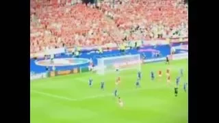 Исландия - Австрия 2:1 - Исландский комментатор сходит с ума после 2:1 - Евро 2016