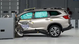 2019 Subaru Ascent driver-side small overlap IIHS crash test
