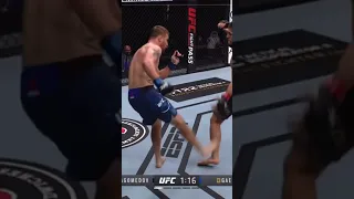 Khabib almost KO’d! 😳