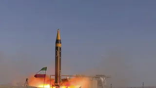 Irão testa com sucesso míssil balístico com alcance de 2 000 quilómetros
