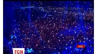 Понад 40 тисяч глядачів заспівали гімн України разом з гуртом Океан Ельзи