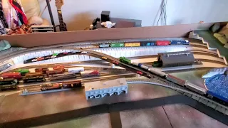 v0052 - 3'6x5'6 n scale layout - shift change at the rail yard