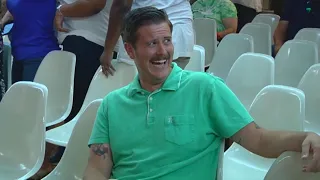 "Green Shirt Guy" laughs his way to internet fame