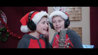 I Saw Mommy Kissing Santa Claus (Aidan & Connor Sharpe) | Sharpe Family Singers