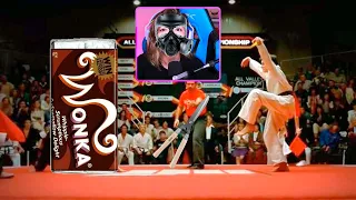 ​@AnaTamez reacciona a #TeLoResumo Original vs. Remake: LA FABRICA DE CHOCOLATES - KARATE KID