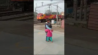 Baby reaction when train come to her