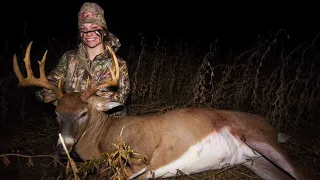 Ohio Bow Hunt | 140” Buck in Your Face | | Two Chicks | | On The Ground | | No Blind |