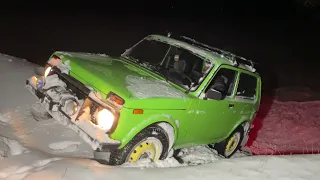 Lada Niva 4x4 Night Off Road Fun | Лада Нива бездорожье ночные развлечения