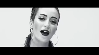 Kenza  farah- fais le job [official  video]