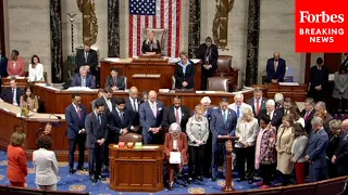 JUST IN: Members Of Congress Hold A Moment Of Silence For Victims Of Uvalde Mass Shooting