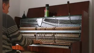 Pianino Belarus #2 przed i po strojeniu