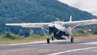 Sugapa Arrival Runway 09 with Cessna Grand Caravan