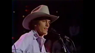 Honky Tonk Downstairs - 1982 Austin City Limits George Strait
