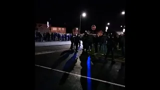 le bus des Parisiens qui arrive à Lens pour le match de foot