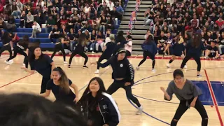 IHS Korean Club : 2018 Homecoming Rally (Soph/Junior view)