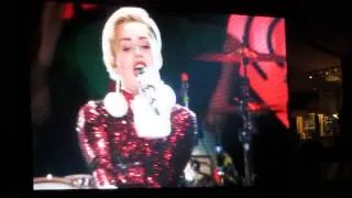 Miley Cyrus - Wrecking Ball Z100 Jingle Ball MSG LIVE 12/13/2013