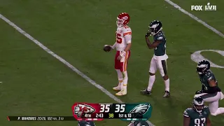 Patrick Mahomes INSANE RUN through injury to put Chiefs in field goal range