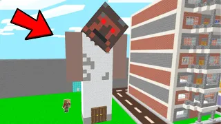 POOR SCARY GRANDMOTHER BUILT A HOUSE! 😱 - Minecraft