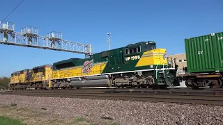 CNW Heritage Unit (Two Clips)