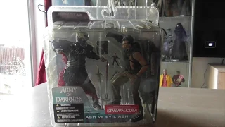 ARMY OF DARKNESS ASH VS EVIL ASH McFarlane Toys