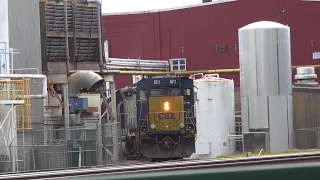 I Was Filming a CSX Train Then This Happened! GP40-3 SpongeBob Unit! New Rebuilt CSX AC44CM Engine!