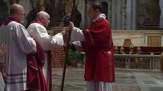 Papa Francisco preside a Celebração da Paixão de Cristo