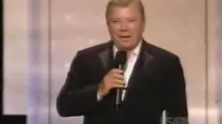 William Shatner sing to George Lucas 頒獎典禮獻唱