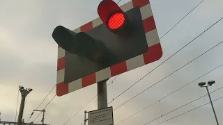 Faulty alarm at Stocks Lane level crossing, Oxfordshire.