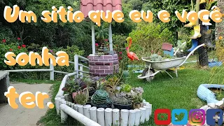 SITIO COM UMA GRANDE PRODUÇÃO DE HORTALIÇAS, FLORES E UMA BELEZA SEM IGUAL.