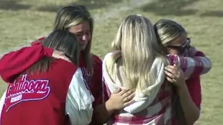Community mourns high school students killed in car crash