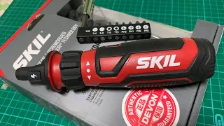 SKIL 4v rechargable screwdriver with circuit sensor technology