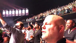 AJ McKee KOs pitbull crowd reaction wow