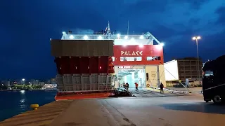 FESTOS PALACE (MINOAN LINES): Αναχώρηση από τον Πειραιά // Departure from the port of Piraeus!