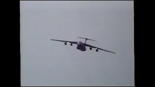 FAST LOW FLYBY C-141 Starlifter Glenview NAS July 1992